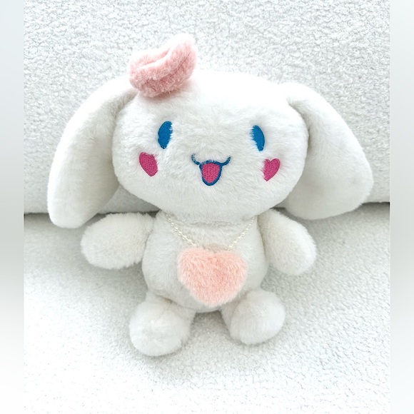 Cinnamoroll pink heart plushie - Picture 1 of 3